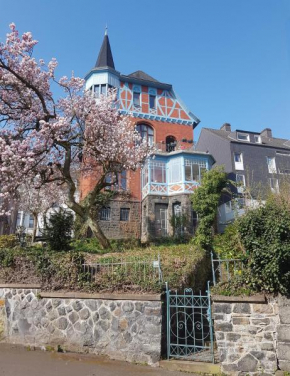 Altbauwohnung in Gründerzeitvilla